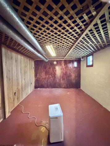 136 Heavner Avenue Elkins WV 26241