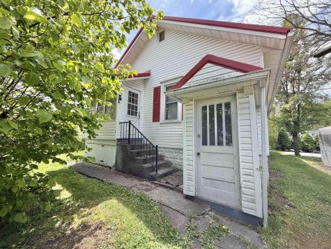 136 Heavner Avenue Elkins WV 26241