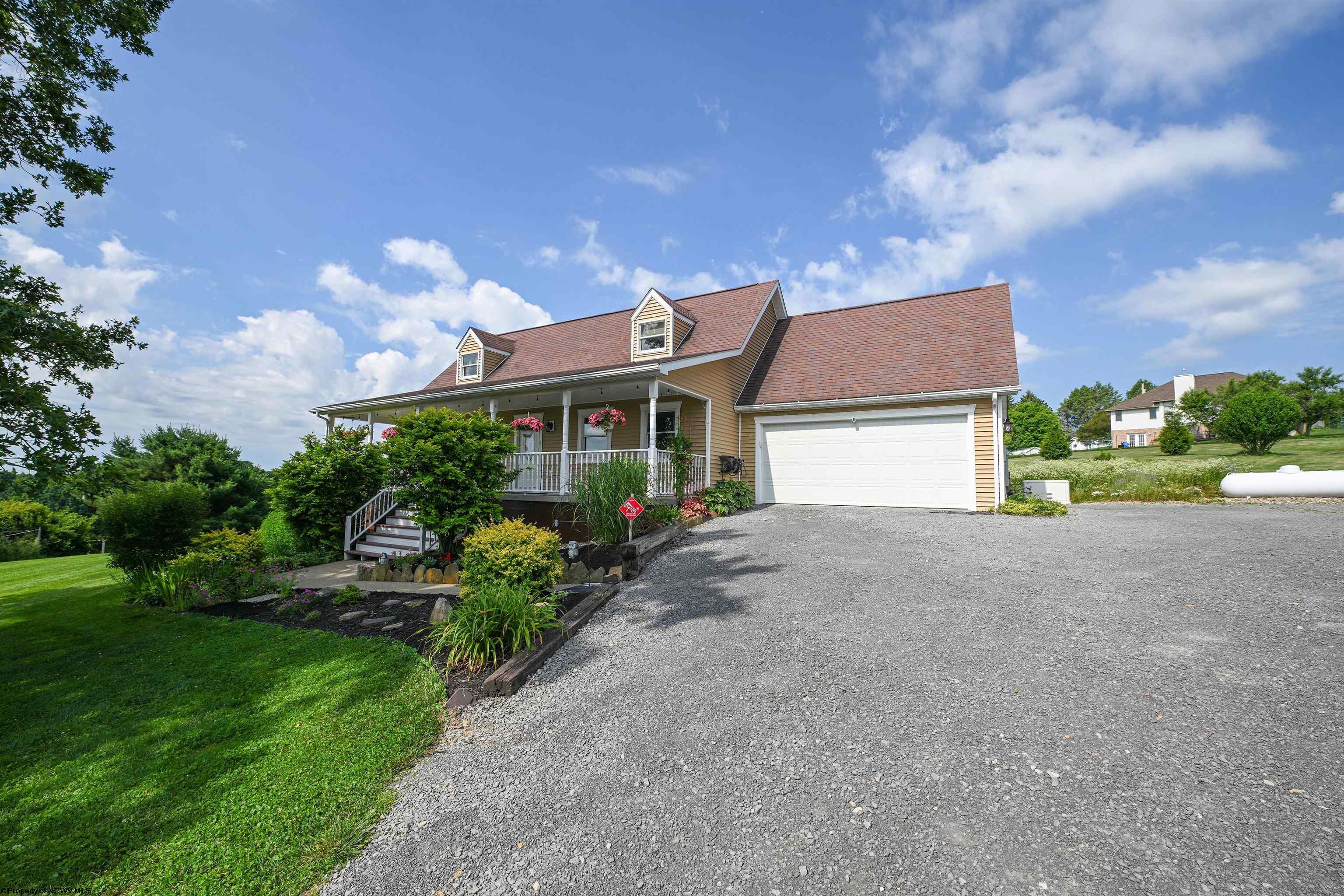 212 Green Valley Drive Reedsville WV 26547