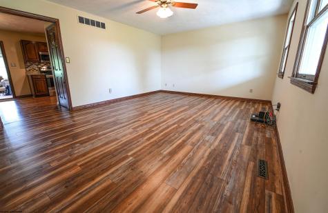 212 Green Valley Drive Reedsville WV 26547
