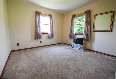 212 Green Valley Drive Reedsville WV 26547