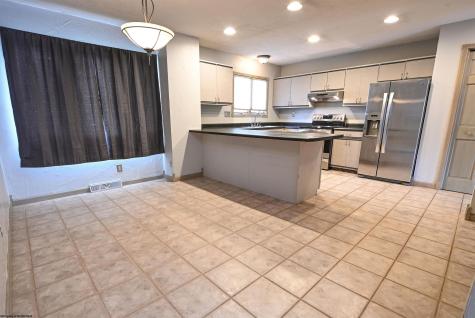 19 Oak Court Morgantown WV 26505