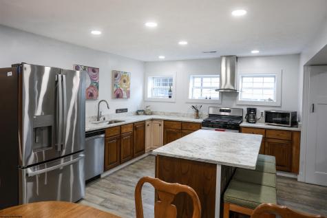 1094 Maple Lake Road Bridgeport WV 26330