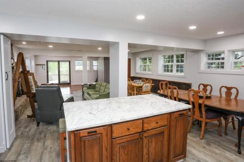 1094 Maple Lake Road Bridgeport WV 26330