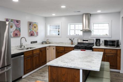 1094 Maple Lake Road Bridgeport WV 26330