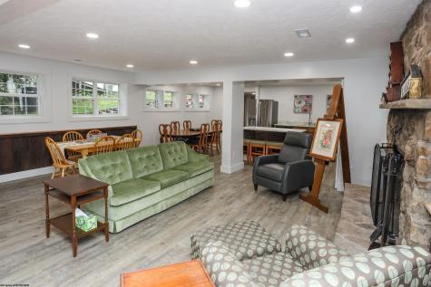 1094 Maple Lake Road Bridgeport WV 26330