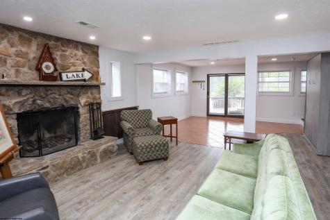 1094 Maple Lake Road Bridgeport WV 26330