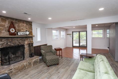 1094 Maple Lake Road Bridgeport WV 26330