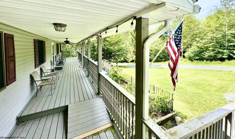 112 Hillside Drive Thomas WV 26292-0000