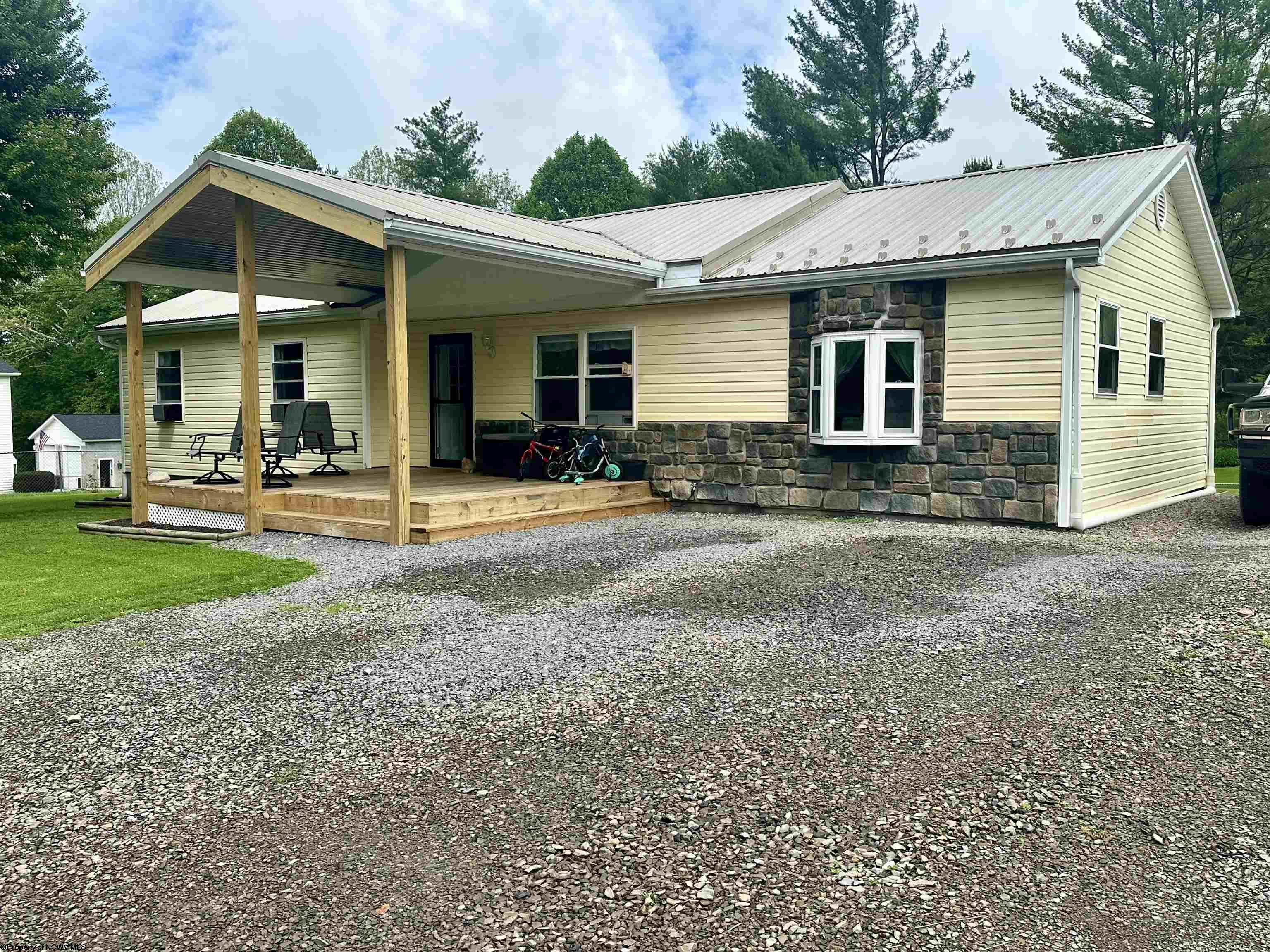 339 Oak Street Jane Lew WV 26378
