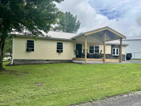 339 Oak Street Jane Lew WV 26378