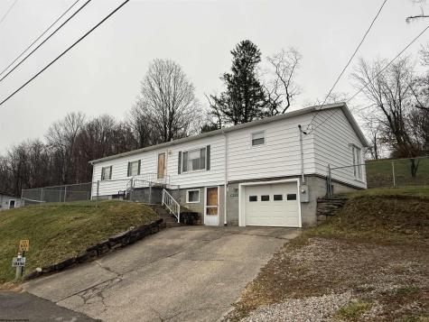 40 Bine Street Fairmont WV 26554