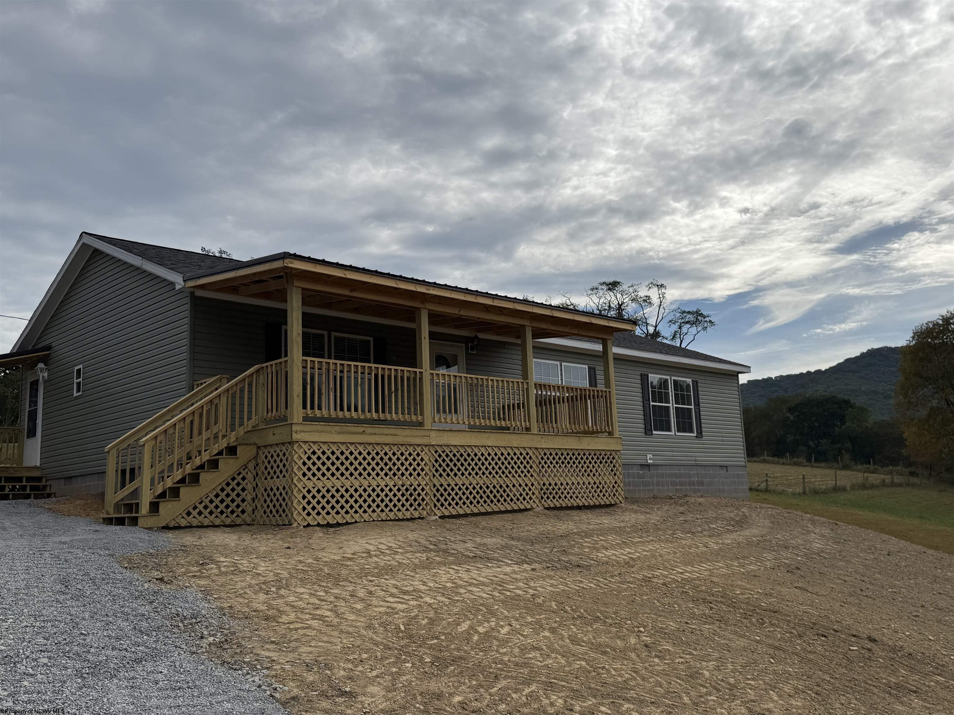 124 Hillside Drive Elkins WV 26241