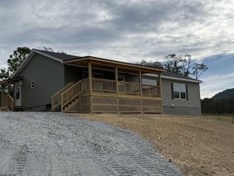 124 Hillside Drive Elkins WV 26241
