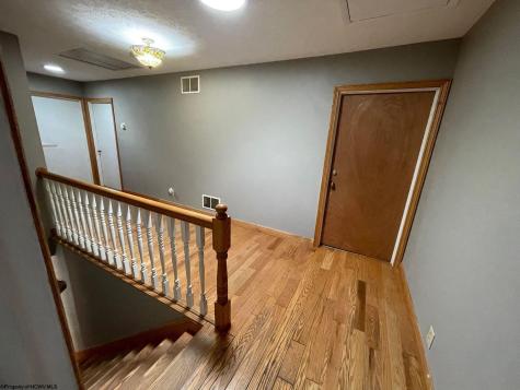 1896 Bunner Ridge Road Fairmont WV 26554