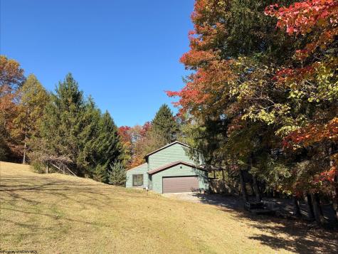 1896 Bunner Ridge Road Fairmont WV 26554