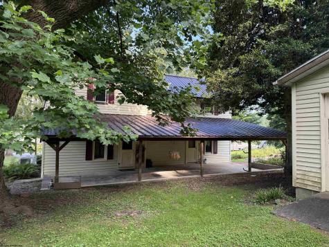 320 Tunnelton Street Kingwood WV 26537