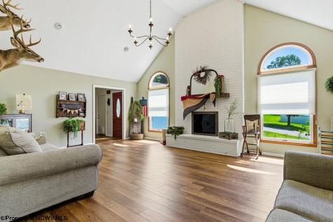 83 Oakridge Drive Mount Clare WV 26408