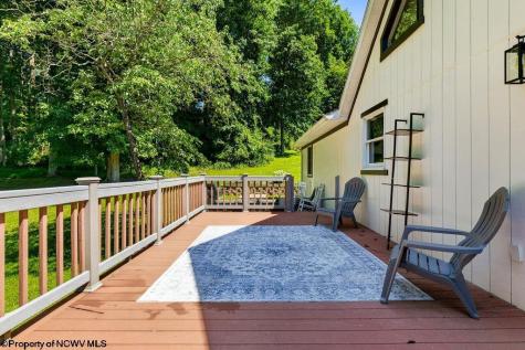 83 Oakridge Drive Mount Clare WV 26408