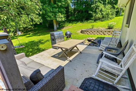83 Oakridge Drive Mount Clare WV 26408
