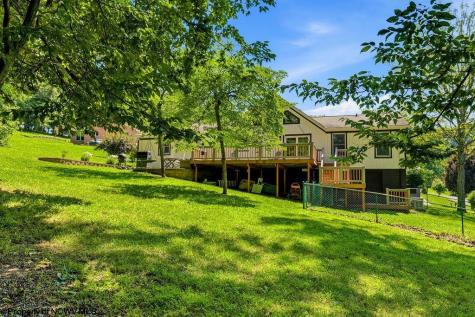 83 Oakridge Drive Mount Clare WV 26408