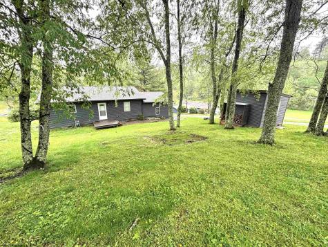 45 Spring Hills Road Grafton WV 26354