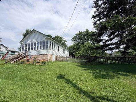 305 Second Street Terra Alta WV 26764