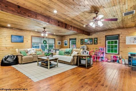 1558 Davisson Run Road Clarksburg WV 26301