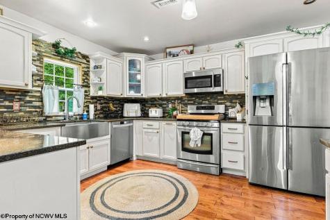 1558 Davisson Run Road Clarksburg WV 26301