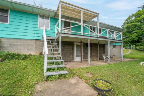 332 Oakland Street Morgantown WV 26505