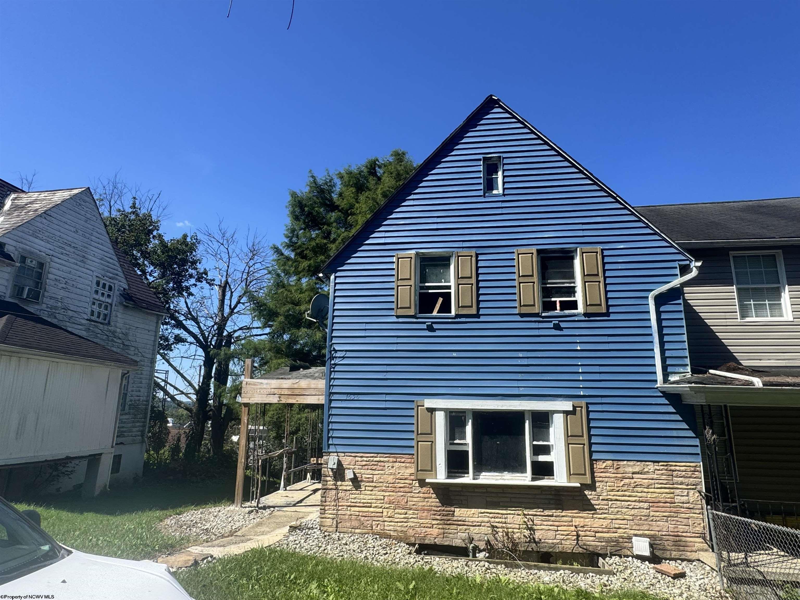 1858 Owens Avenue Fairmont WV 26554
