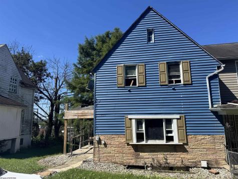 1858 Owens Avenue Fairmont WV 26554