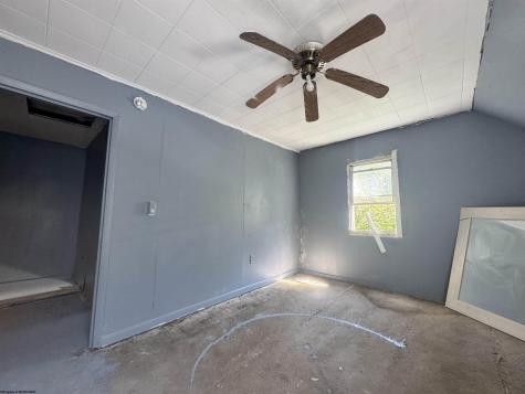 1858 Owens Avenue Fairmont WV 26554