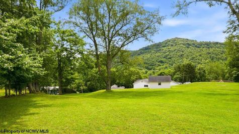 573 Rosemont School Road Rosemont WV 26424
