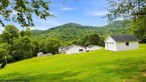 573 Rosemont School Road Rosemont WV 26424