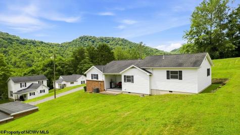 573 Rosemont School Road Rosemont WV 26424