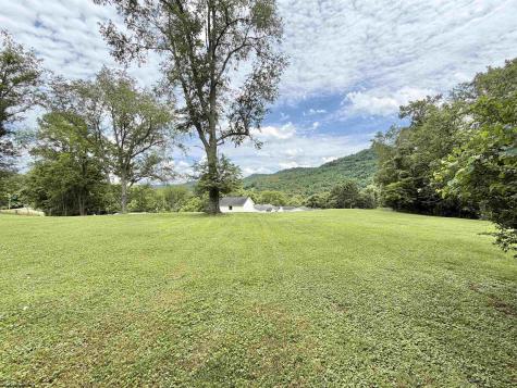 573 Rosemont School Road Rosemont WV 26424