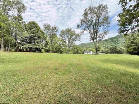 573 Rosemont School Road Rosemont WV 26424