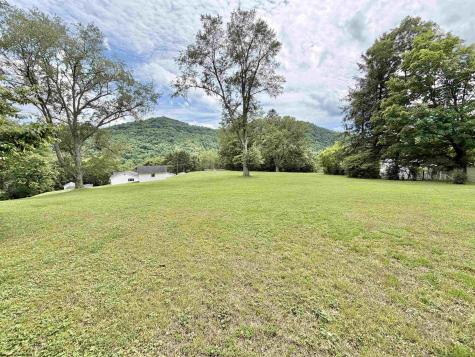 573 Rosemont School Road Rosemont WV 26424