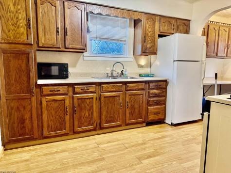 899 Country Club Road Fairmont WV 26554