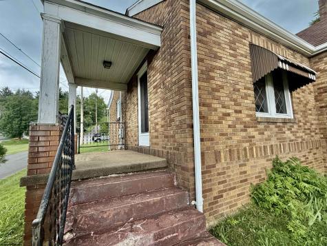 899 Country Club Road Fairmont WV 26554