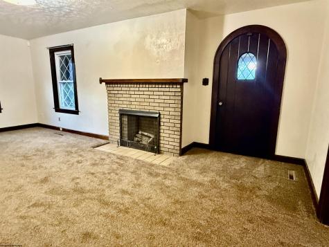 899 Country Club Road Fairmont WV 26554
