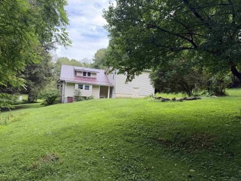 104 Rohrbough Street Belington WV 26250