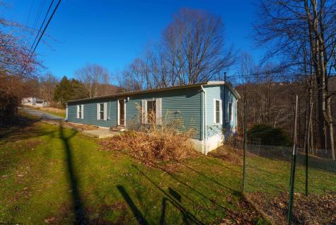 3368 Owl Creek Road Morgantown WV 26508