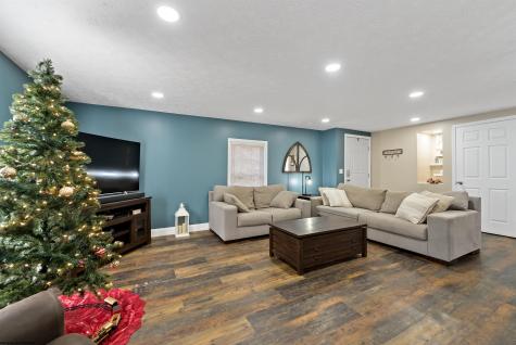 3368 Owl Creek Road Morgantown WV 26508