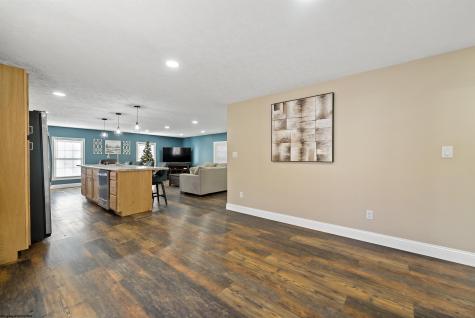 3368 Owl Creek Road Morgantown WV 26508