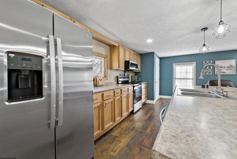 3368 Owl Creek Road Morgantown WV 26508