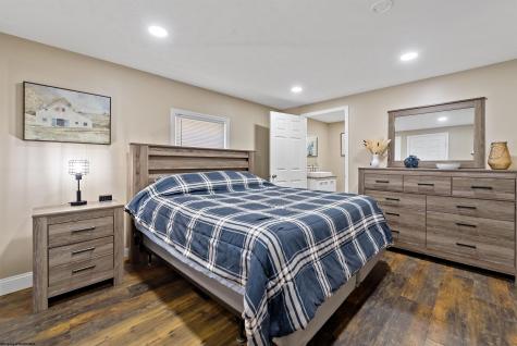 3368 Owl Creek Road Morgantown WV 26508