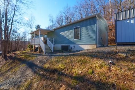 3368 Owl Creek Road Morgantown WV 26508