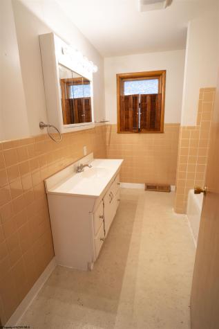 161 Hilltop Drive Philippi WV 26416